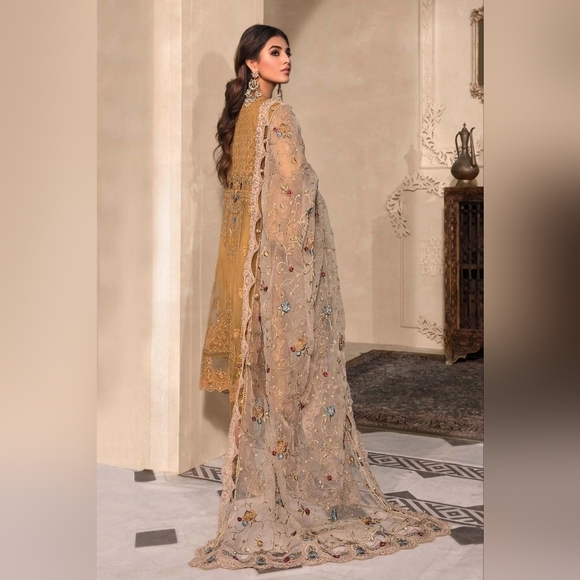 Authentic Official MARIA.B-MBROIDERED - Mustard Maxi Dress With Organza Duppata - Picture 3 of 14